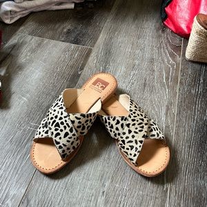 Cheetah print sandal flats